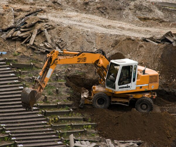 excavator demolition solutions